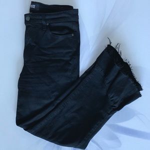 Paige jeans with Ruffle Frayed Hem black
